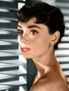 Audrey-Hepburn-05
